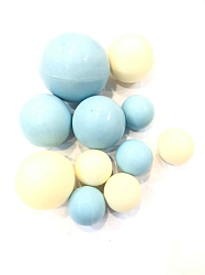Сферы из шоколадной глазури бело-голубые 10шт.
